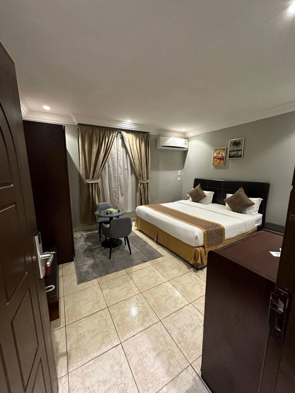 Al Rawda - Hotel Tabuk Extérieur photo